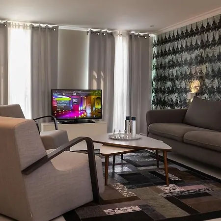 & Le Regent Aparthotel
