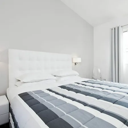 & Le Regent Lejlighedshotel 4*