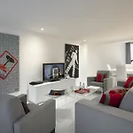 Aparthotel & Le Regent 4*