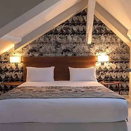 Aparthotel & Le Regent 4*