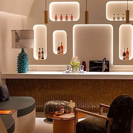 & Le Regent 4* Paříž