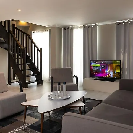 & Le Regent 4* פריז